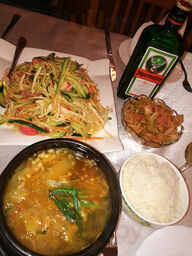 Белая лилия