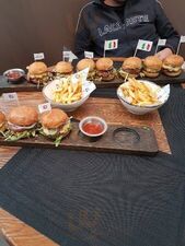 Bar Bq Cafe