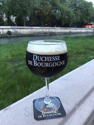 Паб Лисья Нора