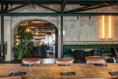 Ресторан Bruxx