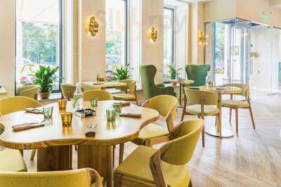 Niqa Pâtisserie & Кафе Тверской