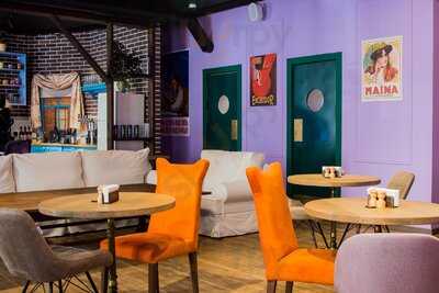 Френдс  В Гостях у Моники