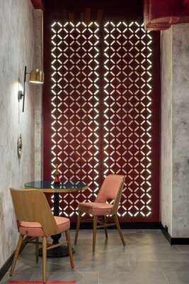 Бонжур  Тужур