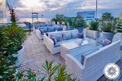 Бадьян  Бар