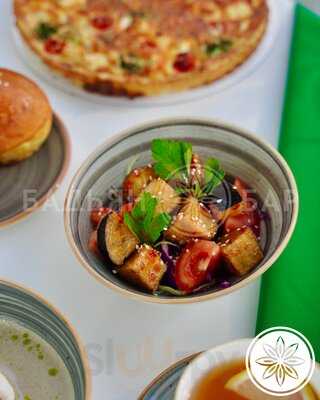 Бадьян  Бар