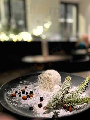 Люди. Еда.Счастье