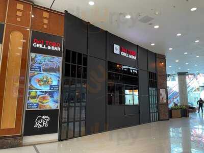 Del Toro Grill&bar