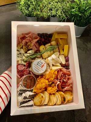 Сыр, Вино & Мore