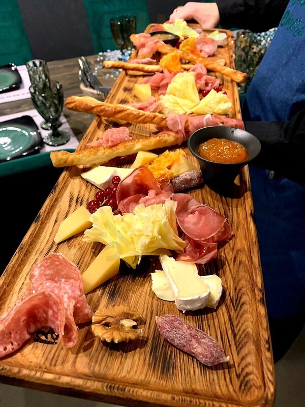 Сыр, Вино & Мore