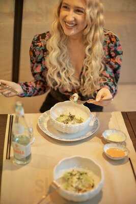 ОМореМоре & Wine