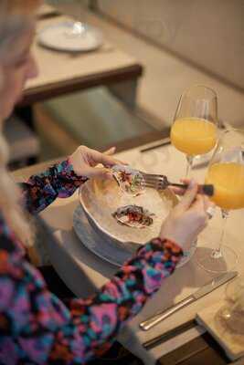 ОМореМоре & Wine