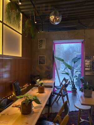 Surf Coffee X Lovely