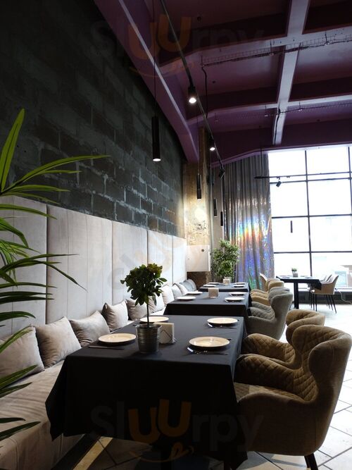 Shiny  Рестобар & Ночной Клуб