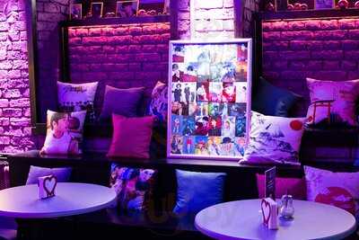 Кпоп Кафе Токпокки