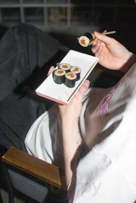 Лили New Wave Sushi