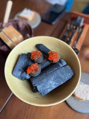 Ресторан Bourgeois Bohemians