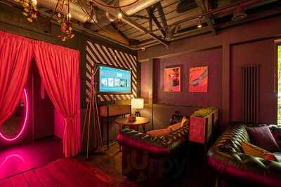 Феромон Петроградская