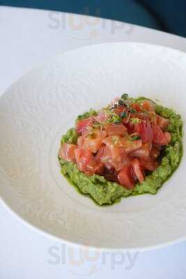 Белая Чайка