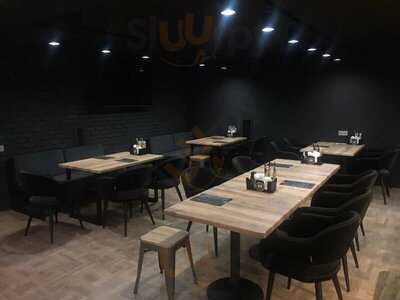 Паб Rootin Tootin