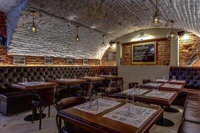 Гастробар Каре