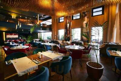 Mady Restaurant & Terrace