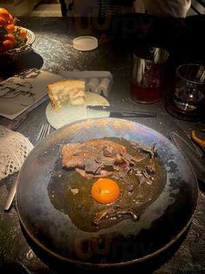 Икра Москва