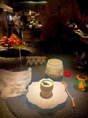 Икра Москва