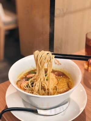 Shiki Hototogitsu Ramen