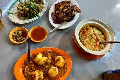 Wing Seong Fatty's (albert) Restaurant