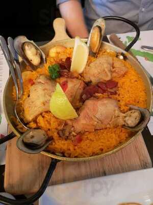 Wine Connection Bistro At Hillv2