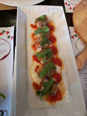 Wine Connection Bistro At Hillv2