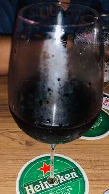 Sque Rotisserie & Alehouse