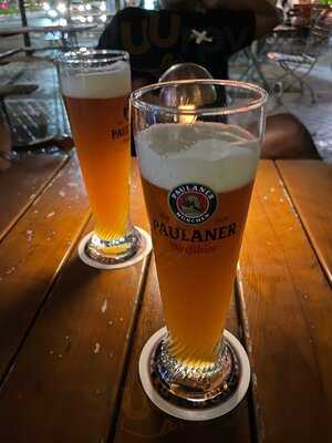 Paulaner Brauhaus Singapore