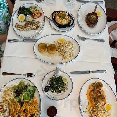 Luke's Oyster Bar & Chop House