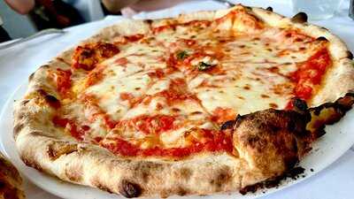 Limoncello Pizza And Grill