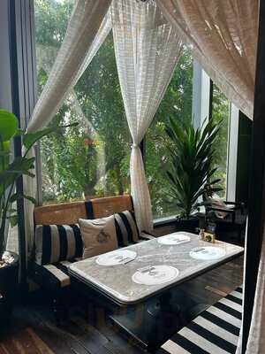 Arteastiq Boutique Tea House