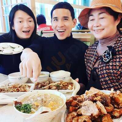 Food Republic @ Wisma Atria