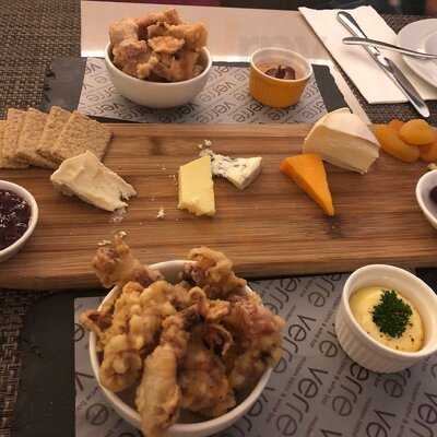 Verre Modern Bistro & Wine Bar