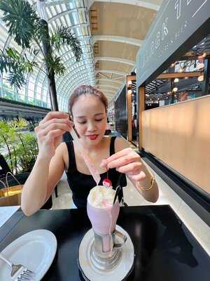 Black Tap - Singapore