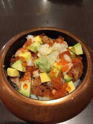 Sun With Moon Japanese Dining & Cafe