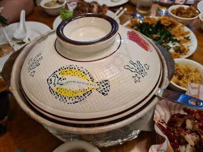 Full Of Luck Restaurant