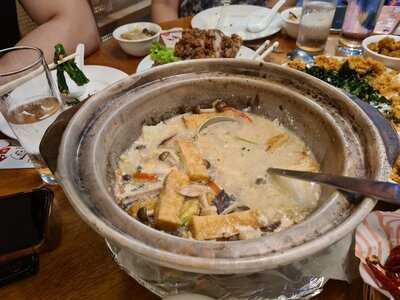 Full Of Luck Restaurant