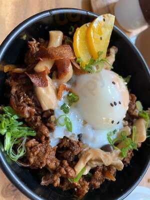 The Refinery Restaurant & Bar