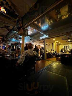 Anglo Indian Cafe & Bar, Chijmes