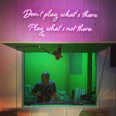 White Label Records & Bar