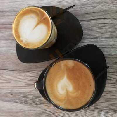 White Label Records & Bar