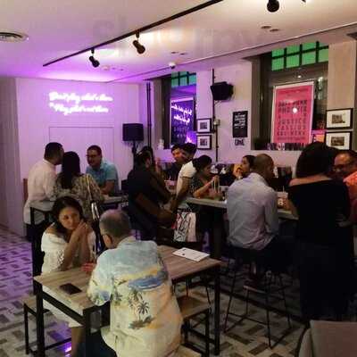 White Label Records & Bar