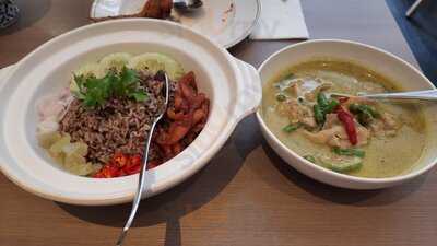 Yhingthai Palace Restaurant Pte Ltd