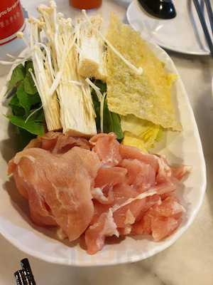 Isteamboat Chinese Restaurant