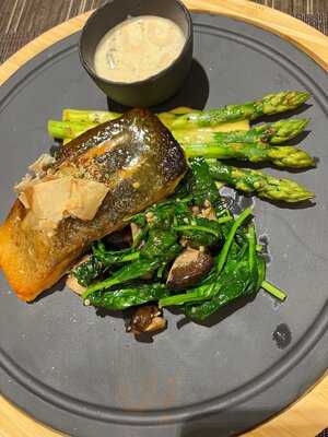 Escape Steakhouse & Poolside Bar